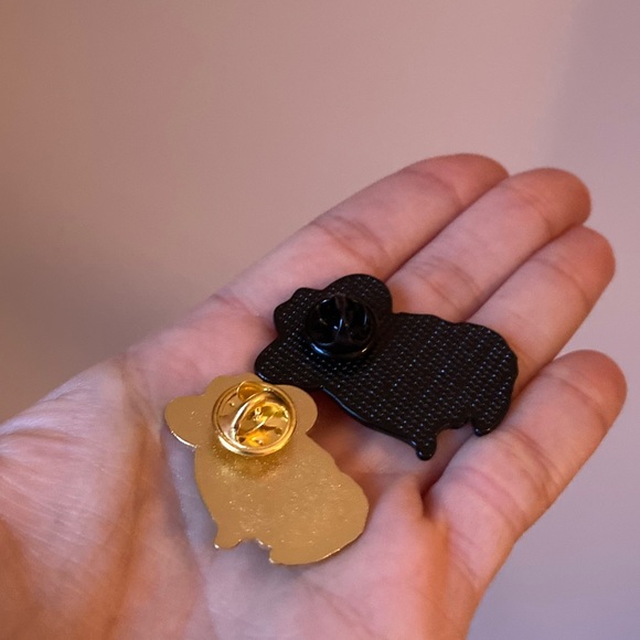 🐱Cat pin🐱 - Picture 3 of 5